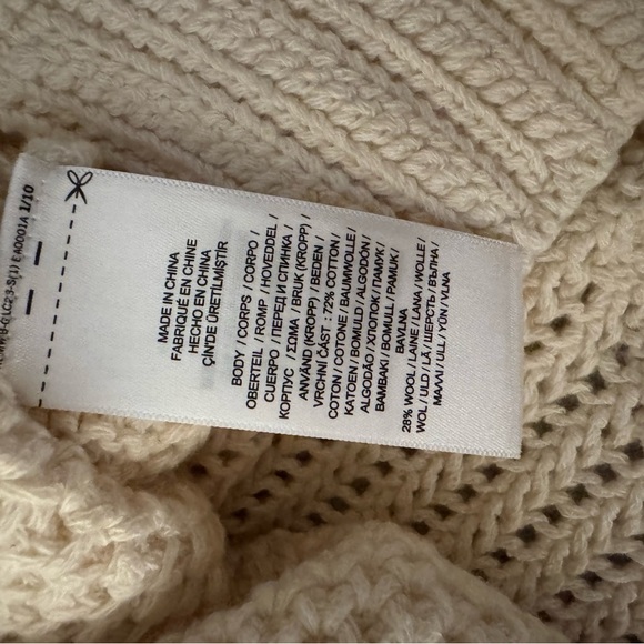 Stylish and comfortable Polo Ralph Lauren coastal cream wool knit sweater - Picture 4 of 4